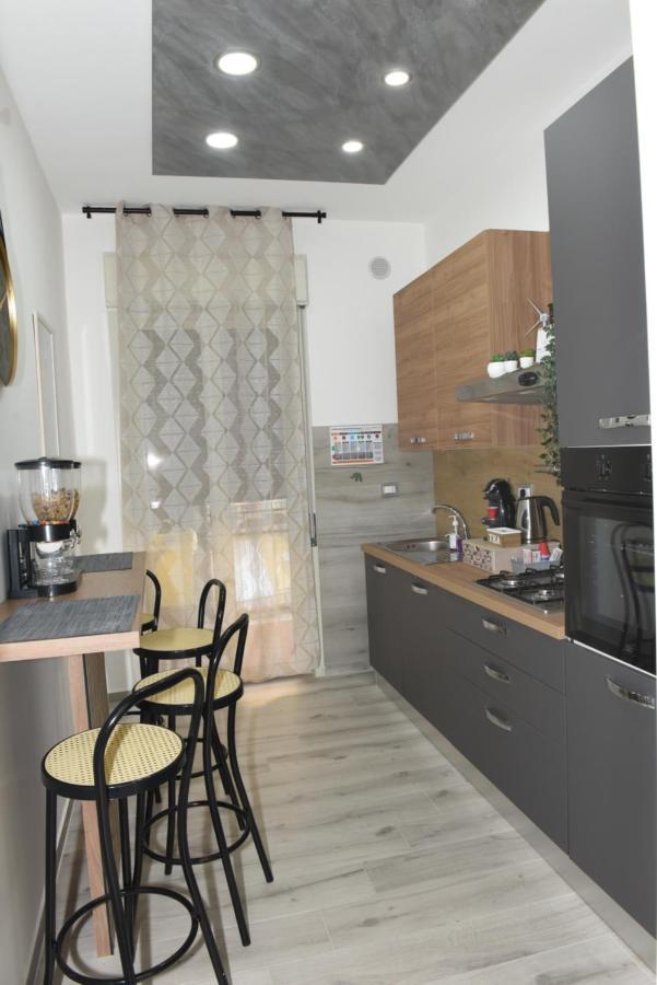 La Via Di Mezzo Apartment Catania Exterior photo
